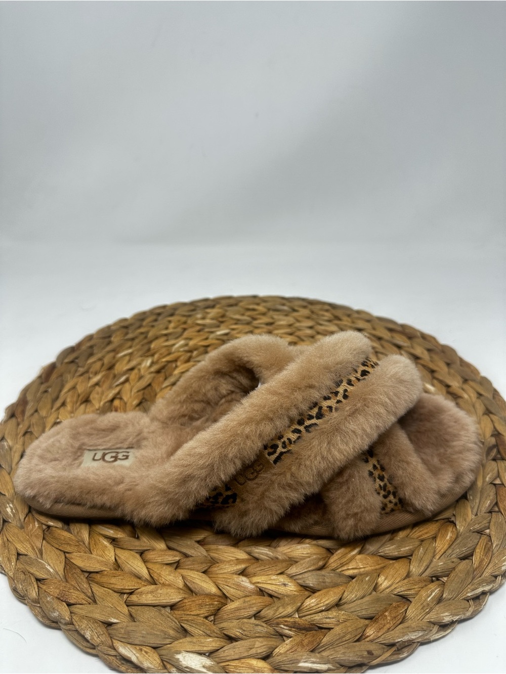 UGG Scuffita Speckles Slippers Chestnut Cheetah Print Size 10 Women's